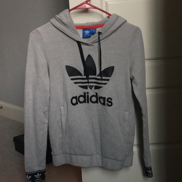 XS adidas sweatshirt - Picture 1 of 4
